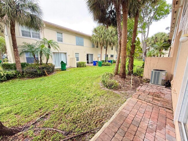 Building Photo - 2674 SW 84th Terrace