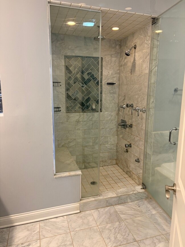 Building Photo - 218 N Halsted St