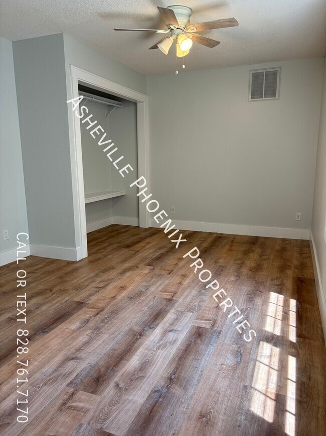 Building Photo - 73 Creeks End Cir