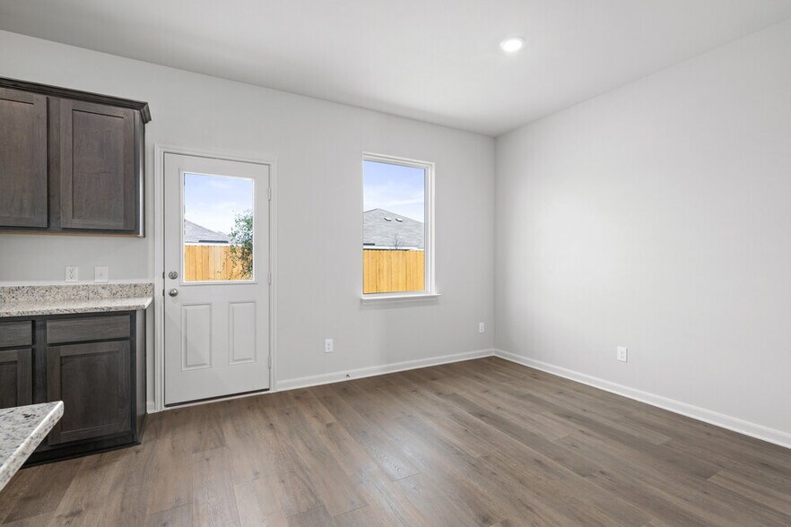 Building Photo - 1312 Tilton Dr