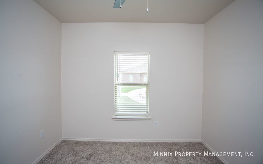Building Photo - 2608 136th St