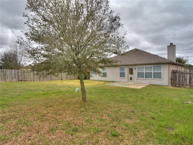 Building Photo - 3323 Alexander Valley Cove