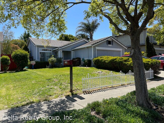 Primary Photo - 3 br, 2 bath House - 1730 Highland Circle