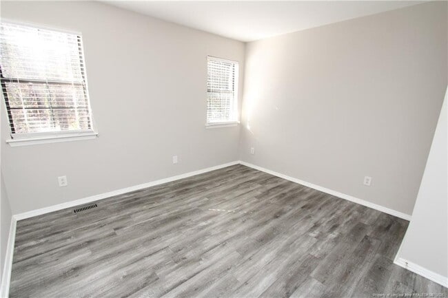 Building Photo - 4901 Coral Ridge Ct