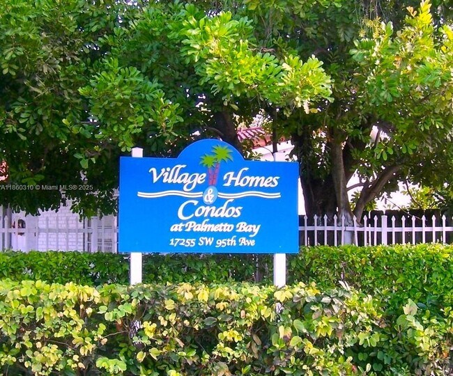 Building Photo - 17255 SW 95th Ave