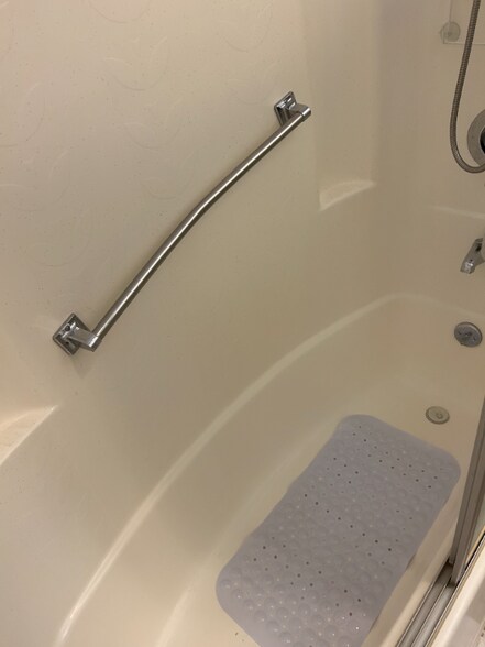 Building Photo - 15607 N 105th Dr