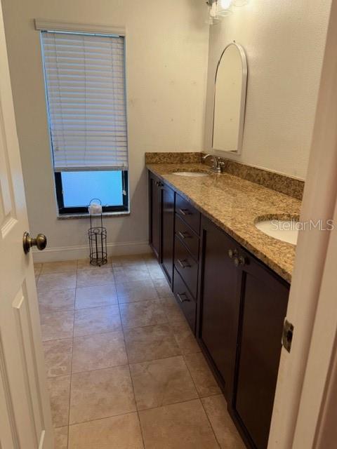 Building Photo - 3410 Cullendale Dr