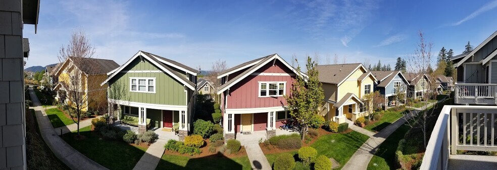 Building Photo - 1739 27th Ln NE