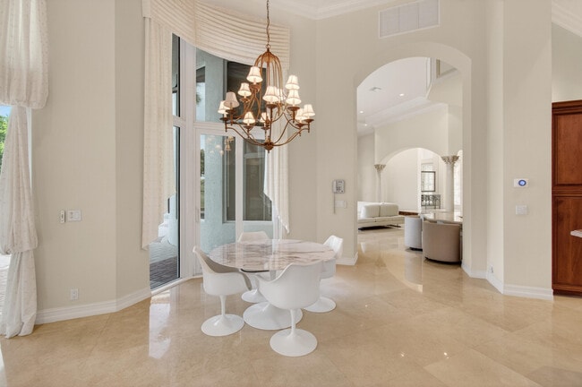 Building Photo - 331 Mizner Lake Estates Dr