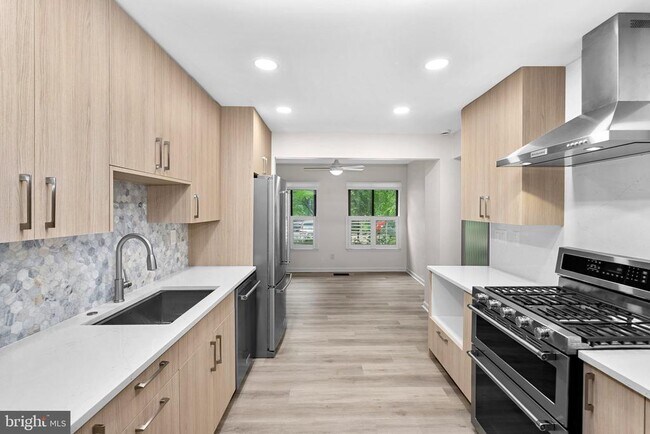 Building Photo - 11545 Hearthstone Ct