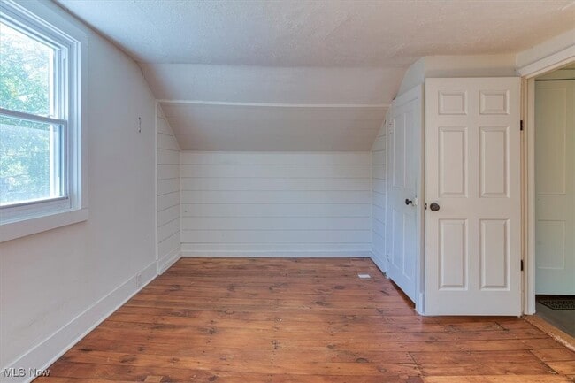 Building Photo - 138 Court St