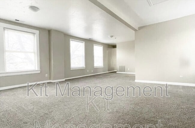 Building Photo - 2248 Broadway St