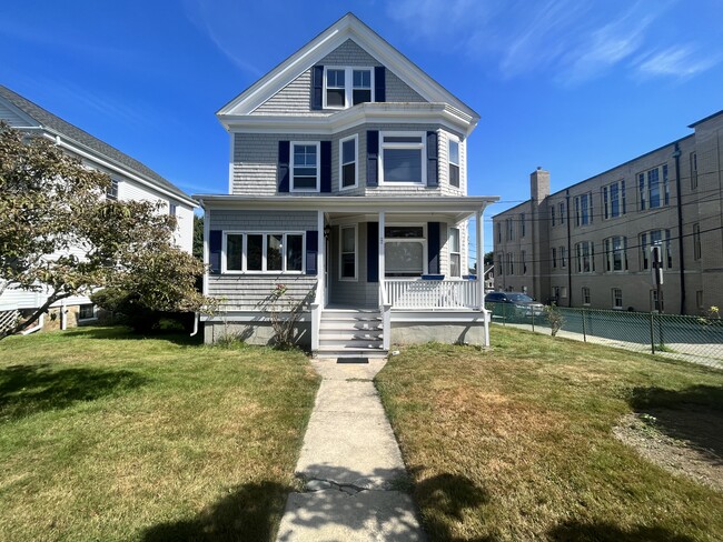 Primary Photo - 9 Harrison Ave