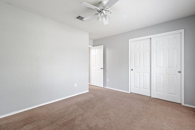 Building Photo - 1514 Royce Ln