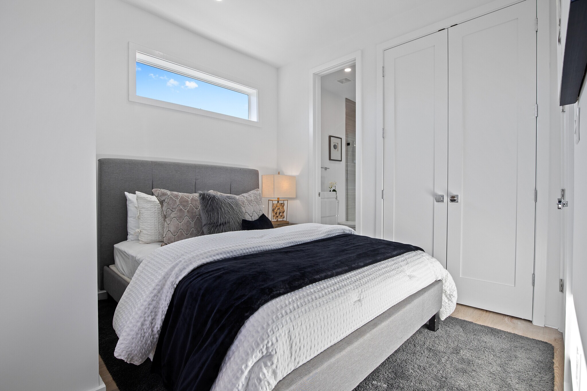Master bedroom - 808 13th St NE