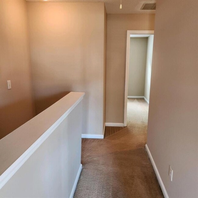 Building Photo - 3543 Parc Cir SW