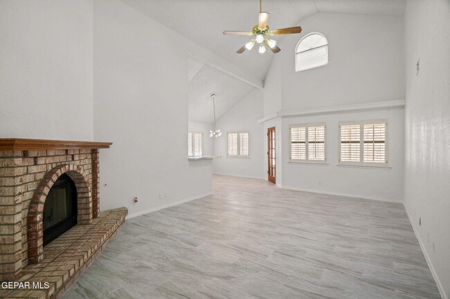 Building Photo - 568 Mogollon Cir