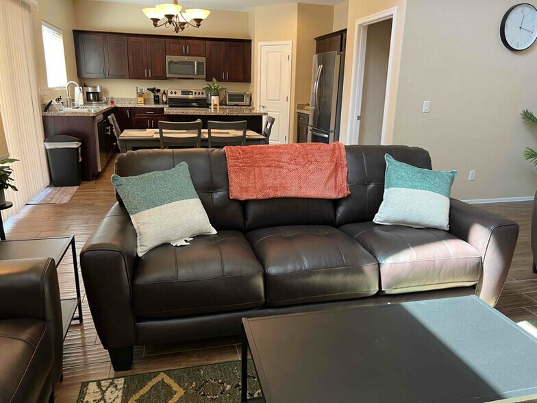 Building Photo - 22507 N 31st Ave