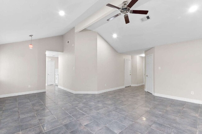 Building Photo - 8314 Poplar Ridge Ln