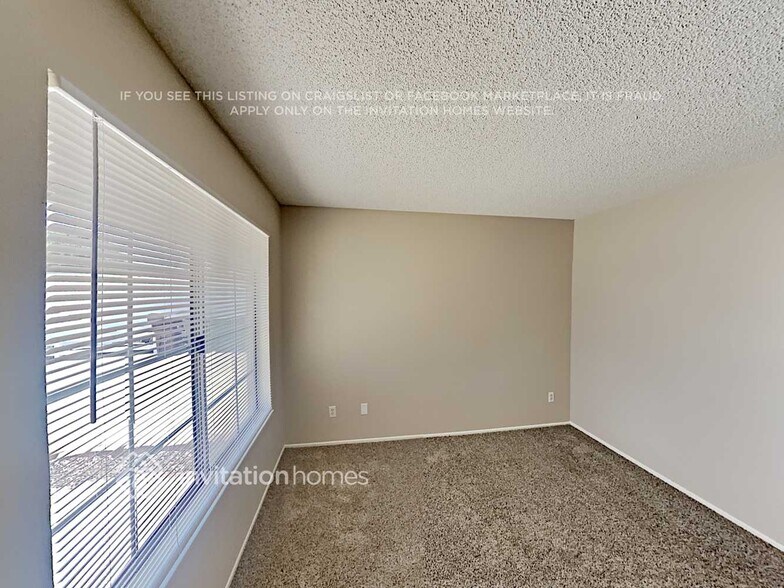 Building Photo - 44200 Compiegne Dr