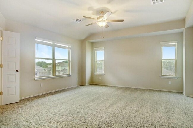 Building Photo - 3453 Pauling Loop