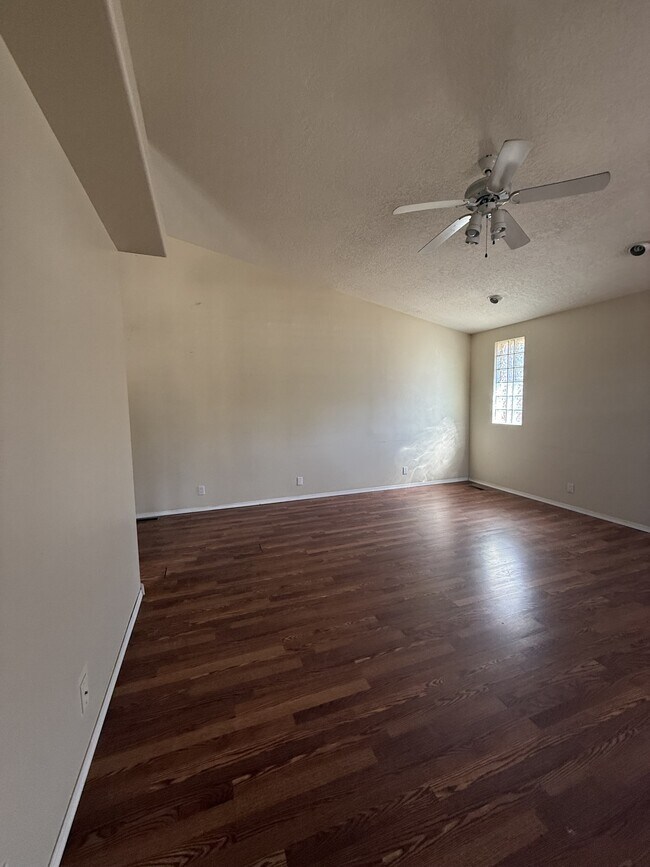 Building Photo - 6717 Tesuque Dr NW