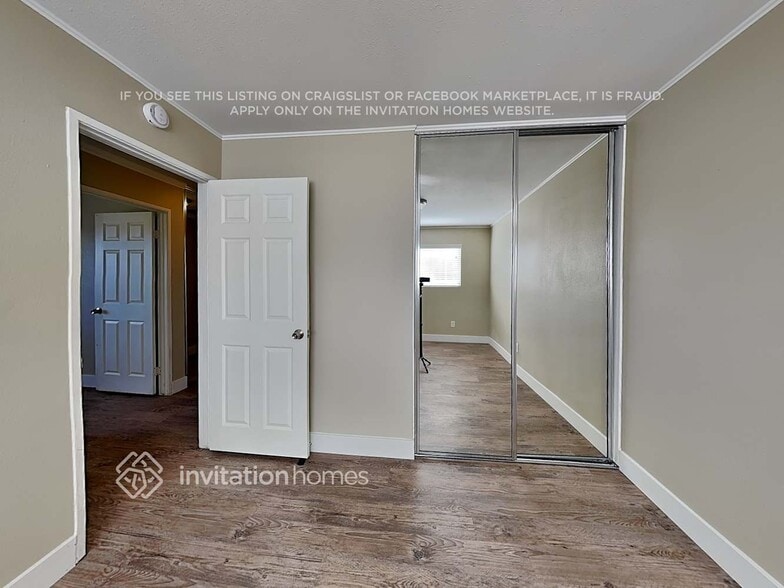 Building Photo - 1504 Cole Ave