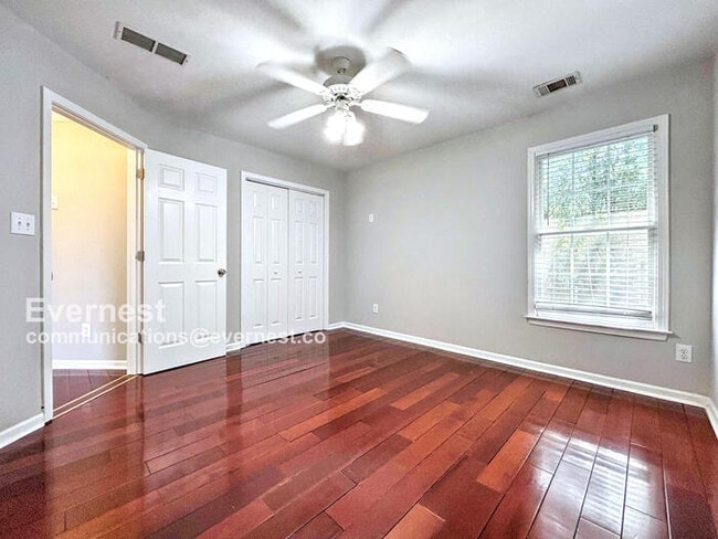 Building Photo - 3567 Montwood Ct