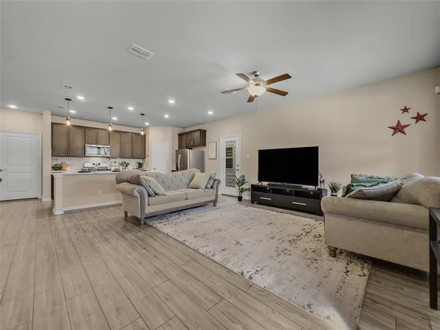 Building Photo - 2745 Acadia Dr