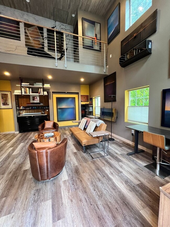 Building Photo - Contemporary Napa Loft Retreat