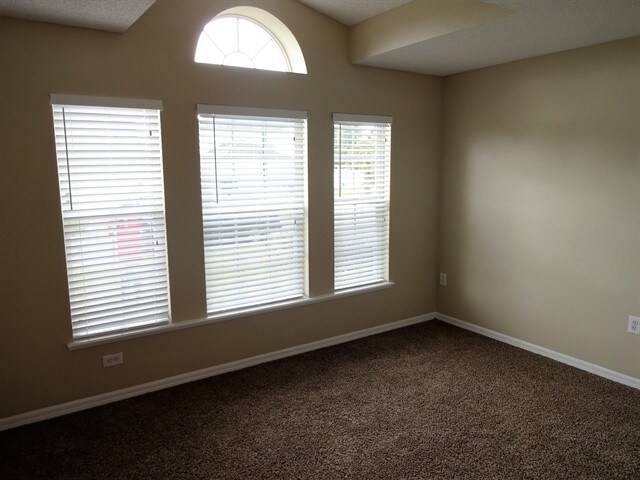 Building Photo - 7367 Wood Duck Rd