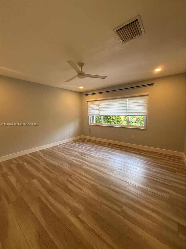 Building Photo - 17610 SW 80th Ct