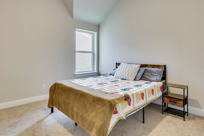Building Photo - 12718 Mdw Gln Trl