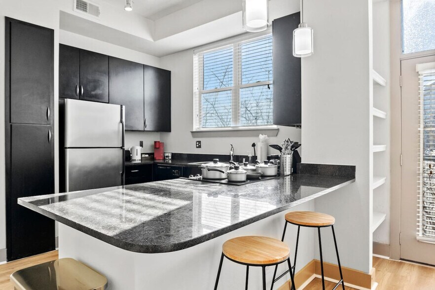 Building Photo - 2901 Indiana St