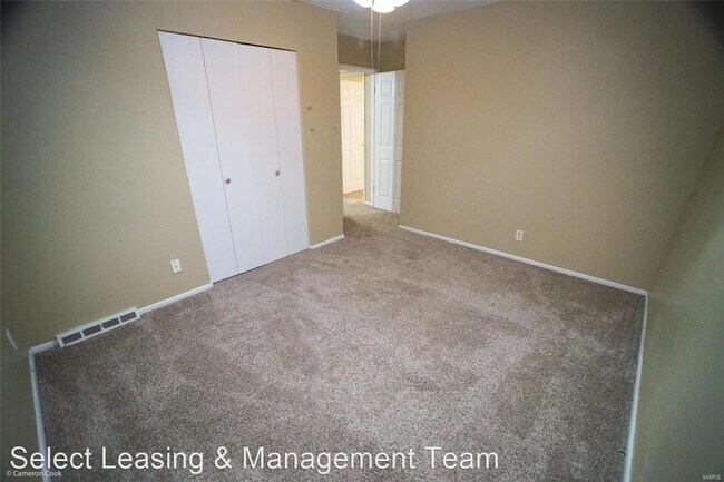 Building Photo - 4 br, 2 bath House - 1226 Wissmann Dr