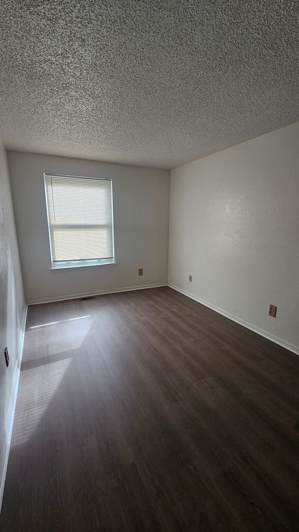 Building Photo - Condo in Thornton