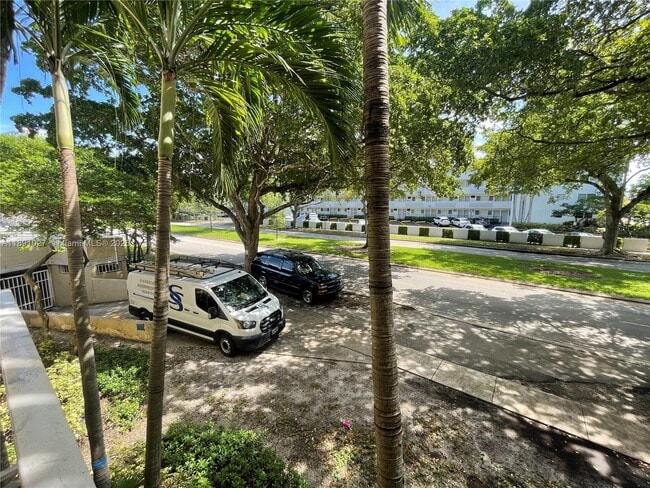 Building Photo - 1805 Sans Souci Blvd