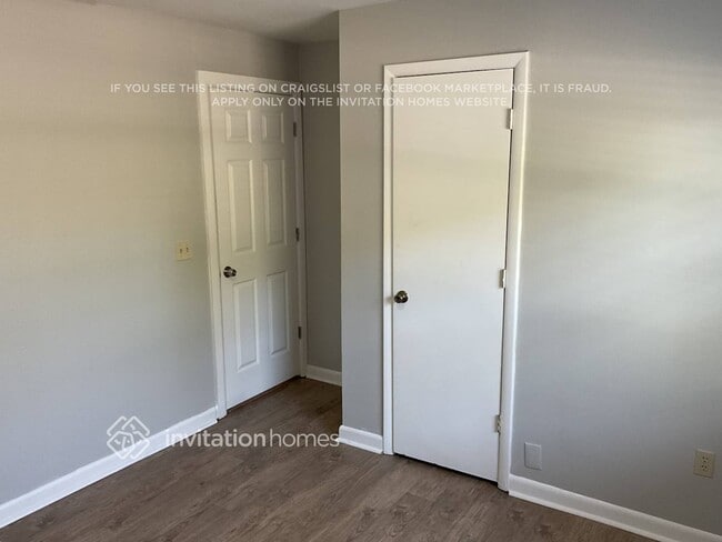 Building Photo - 1648 Raymore St NW