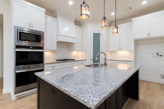 Building Photo - Available with our Lease with Purchase Option Program!