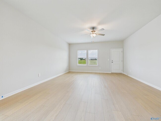Building Photo - 15378 GRAYSON CIR