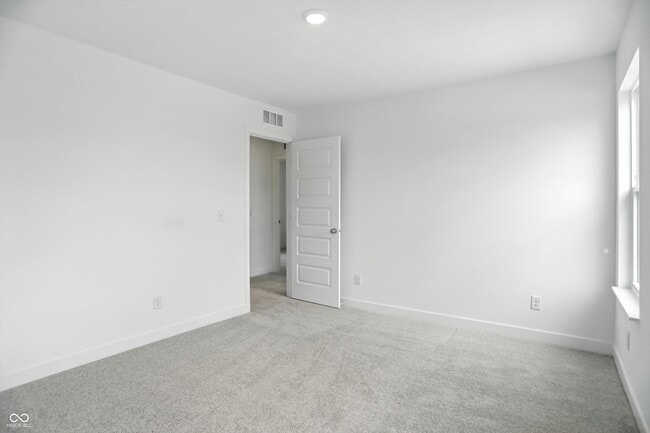Building Photo - 15294 Swallow Fls Wy