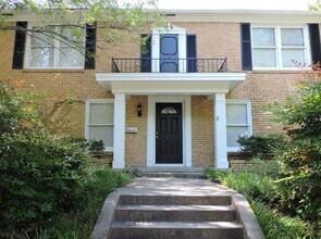 Building Photo - Remodeled Berkeley Triplex with 2 Bedrooms and 2 and 1/2 Baths