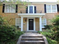 Building Photo - Remodeled Berkeley Triplex with 2 Bedrooms and 2 and 1/2 Baths