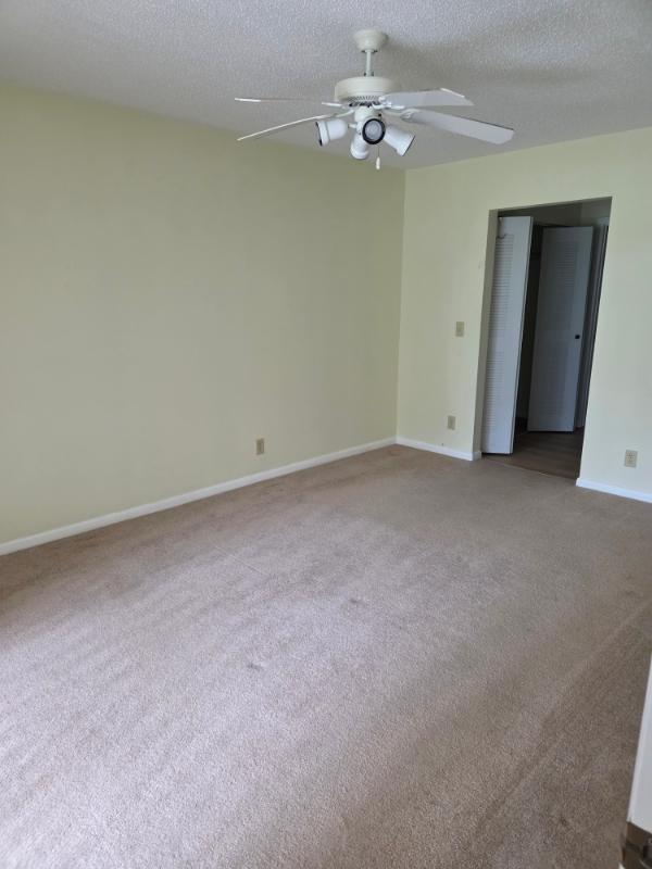 Building Photo - 3369 Perimeter Dr