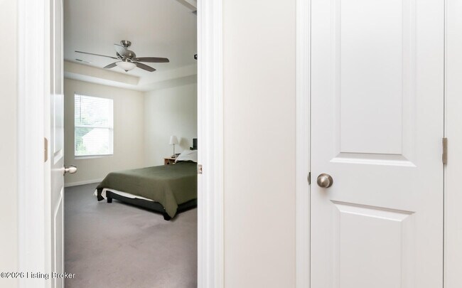 Building Photo - 6411 Colome Dr