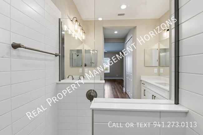 Building Photo - 8131 Anthirium Lp