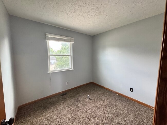 Building Photo - 5530 Yucatan Dr