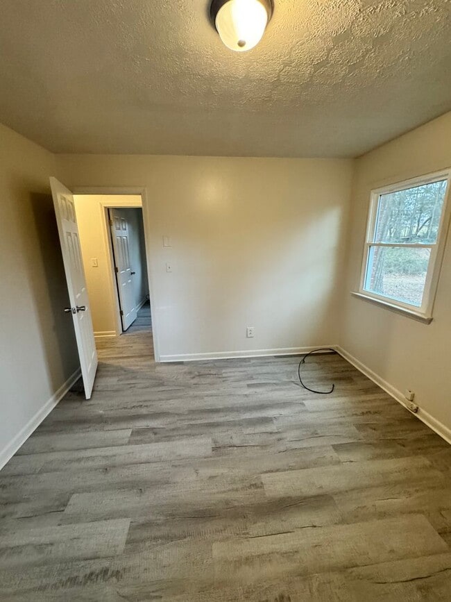 Building Photo - 3/1 in Cleveland County, NC