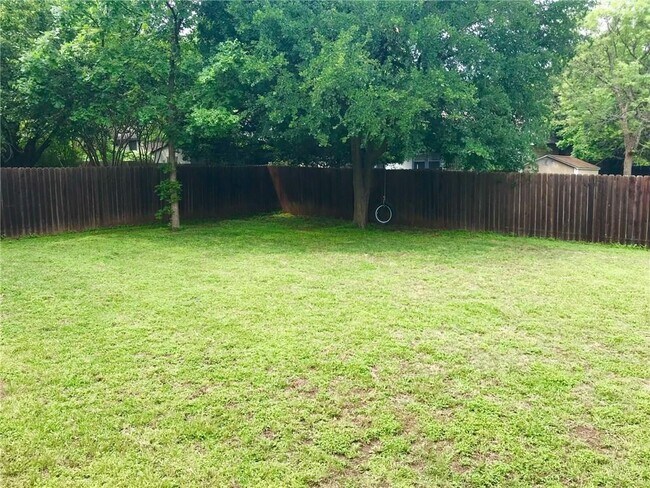 Building Photo - 5910 Blanco River Pass