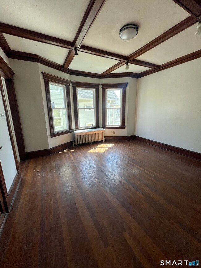 Building Photo - 164 Barker St